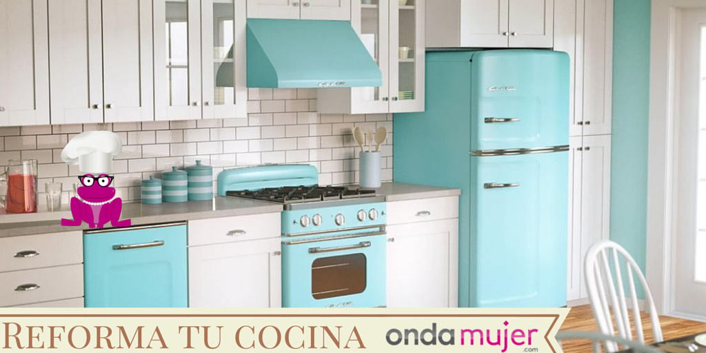 OndaMujer's tweet photo. Si estás metida en este lío, @IsabeLaranjinha nos da las claves para reformar la cocina http://t.co/M6nqhPD52F #deco http://t.co/t2EmLeVm69