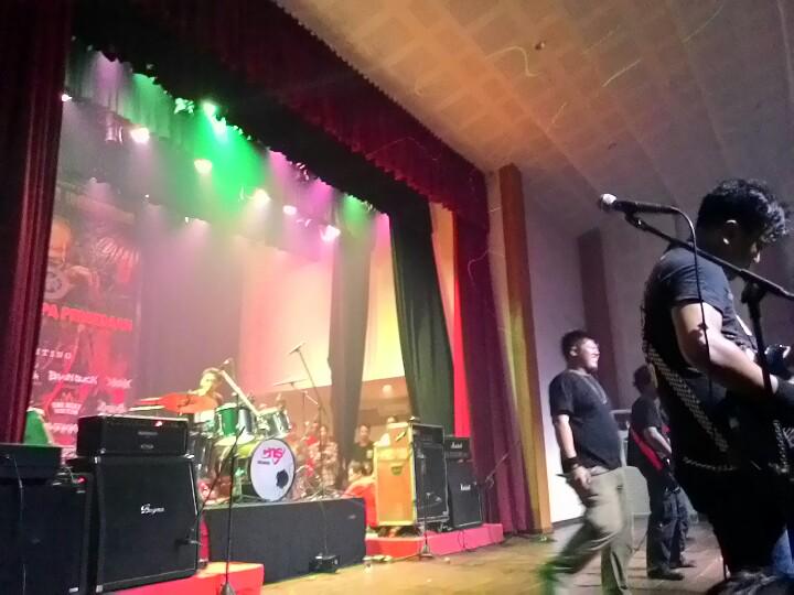 "Jembatan Lima Underground" Minggu, 1 Februari 2015 di Gedung Kesenian Rawa Buaya