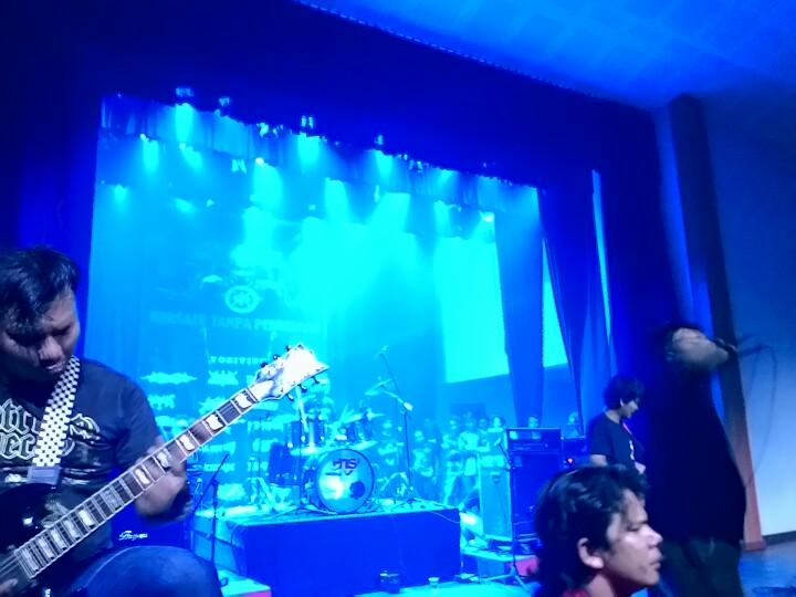 "Jembatan Lima Underground" Minggu, 1 Februari 2015 di Gedung Kesenian Rawa Buaya