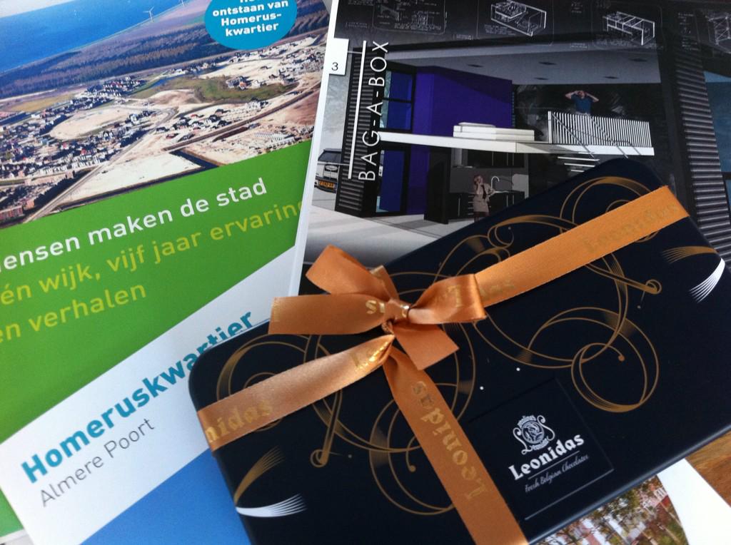 Britse belangstelling voor Homeruskwartier en Bag-a-Box levert mijn inwonend minnaar Belgische bonbons op!