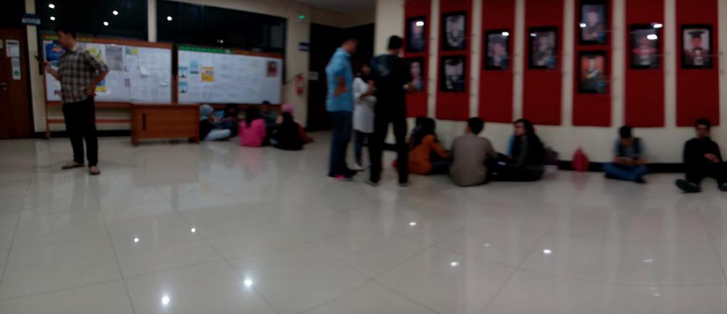YEC_2015's tweet photo. Ayooo teman temaan merapat, sudah mulai datang niih teman teman kita yang lain @hipmiunivtelkom http://t.co/jKDyJUyaAw