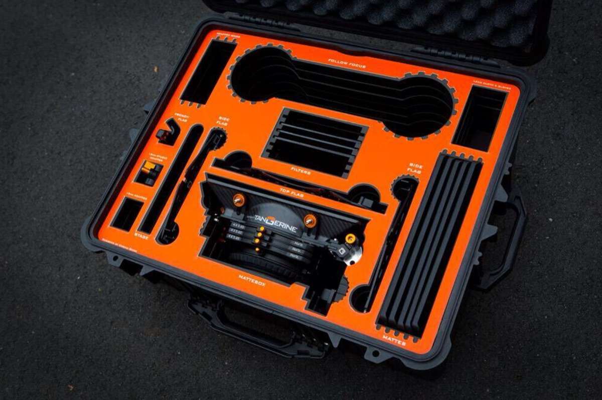 brighttangerine's tweet photo. Still one of our favourite case designs for our range of #Matteboxes Nothing better than a smashing orange folks ;) http://t.co/oifPiw9tpn