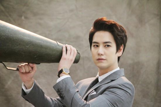   Happy birthday my twins, Cho Kyuhyun, 28 y.o. I always pray the best thing for you! 