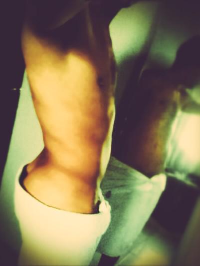 im_yako's tweet photo. @abrahamshehell Bueeenos días Cabron sexy 😉😈 http://t.co/ZKSLiQifqU