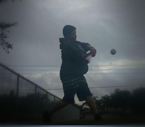 K_J_Marks's tweet image. Older pic, @bladesbaseball1 just after his 12th birthday testing out the new wood. #BottomThird