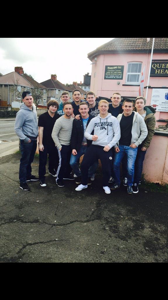 caddz123's tweet photo. My lot #butlins90s http://t.co/vLNa9bJLsi