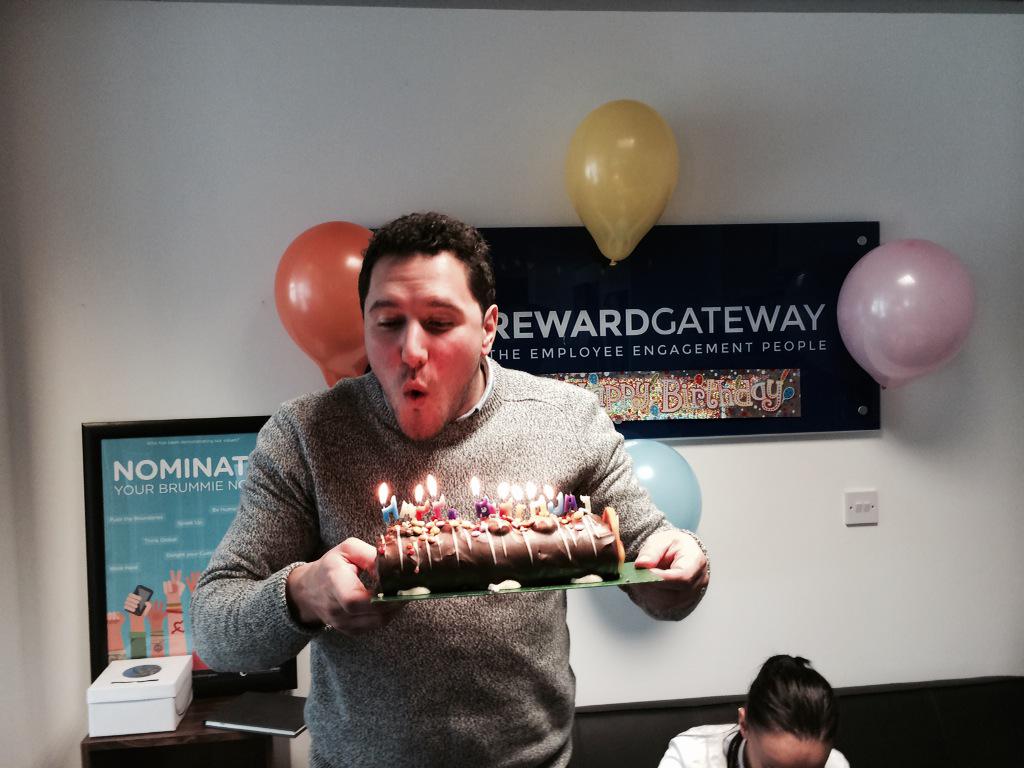 AGriffiths318's tweet photo. Happy Birthday @RewardGateway our 10th year in #business. #RGDecade @AdamHenrySmith http://t.co/mRg8Ic83aO