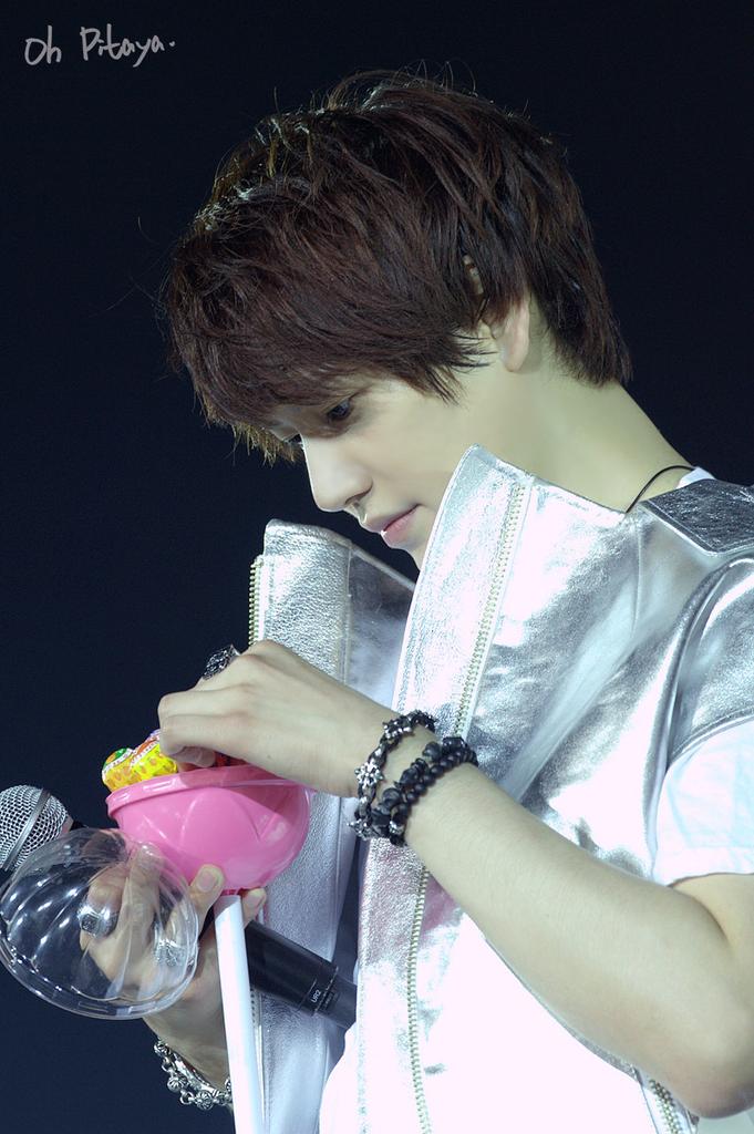 Happy birthday to our magnae, Cho Kyuhyun you all the best & success always        