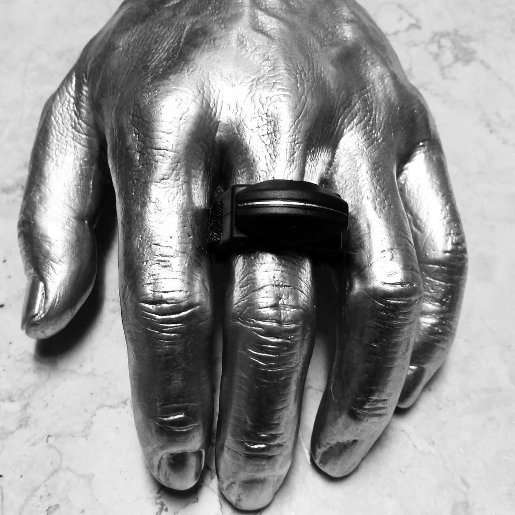 FishSlayerLLC's tweet image. RT@Line_Cutterz: Our on-line store is open! Get your Line Cutterz Ring and fresh new gear at linecutterz.com!