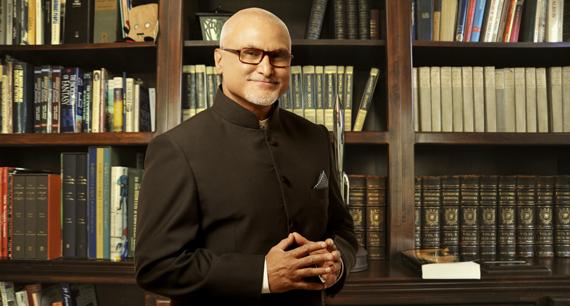 MSA_Union's tweet photo. A guest speaker whose books have been translated in 10 languages. Don't miss #AzimJamal #JourneyOfTheSpirit http://t.co/abDM4W9hwf