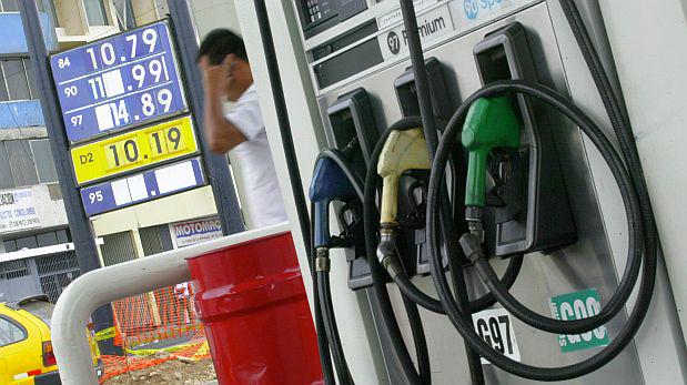 EconomiaECpe's tweet photo. INFORME | La #inflación bajó a 0,17% en enero por caída de precios de los combustibles ► http://t.co/vMNn8IapuZ http://t.co/v3RiYedvSf