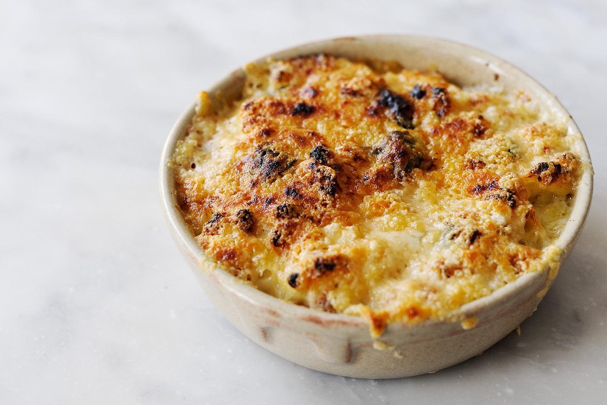 musettebytoma's tweet photo. Macaroni Cheese - guaranteed to warm you up during this chilly weather! #Tkclassics #FridayTreat #ComfortFood http://t.co/YIx6cWUCyR
