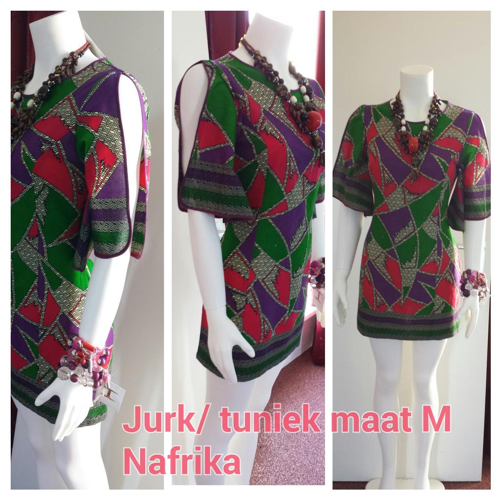 Volg Nafrika voor de nieuwste mode kleding. Hieronder een paar voorbeelden