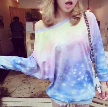 gIowtiff's tweet image. Which top is better?
Favorite for left
Retweet for right
Get these at Hydrohsclothing.Com