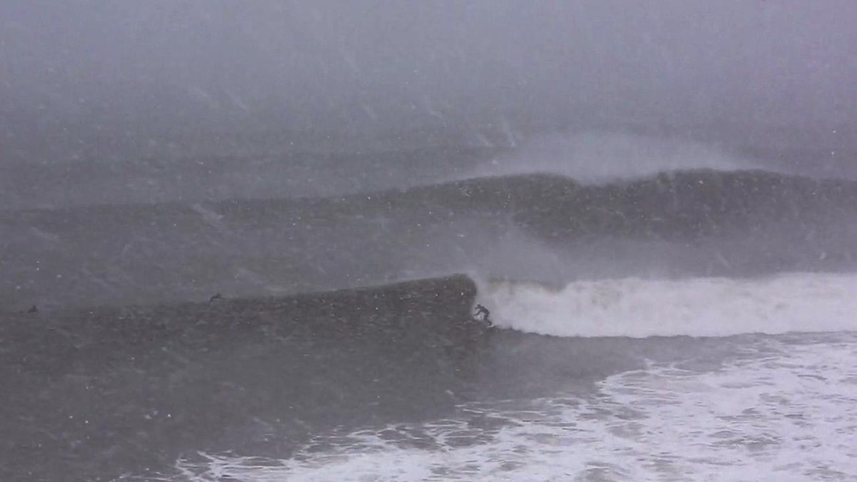 NetworkA's tweet photo. Crazy surfers surfed in whiteout conditions during #WinterStormJuno in New York. cc: @MTKJames
http://t.co/BN7ABOgL8p http://t.co/7PJ9PatTkN
