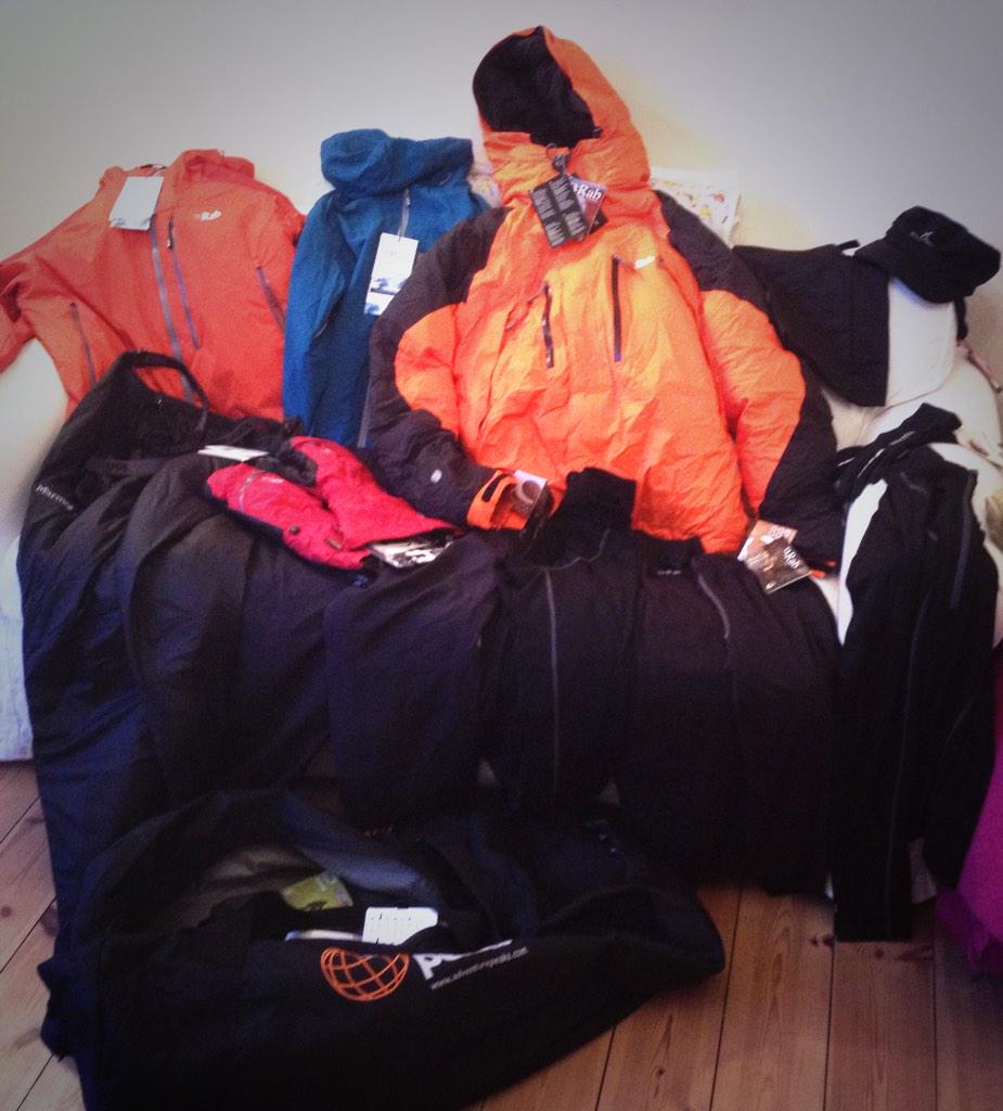 Wow my kit bag has arrived! Sooooo excited. Let the arctic adventures begin... <a href="/ITOPF_Ltd/">ITOPF Films</a> <a href="/Stokeymowie/">Mark Stokes</a> <a href="/jazzybassman/">Ricky G</a>