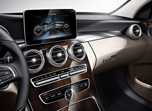 MercedesBenzME's tweet photo. Advanced technology taking you to the next level aboard the #CClassME. Learn more: http://t.co/DuqGg7WWPE http://t.co/U1JESLSxLg