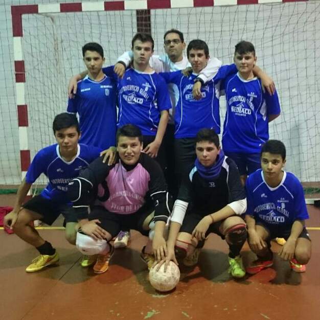 SergioSsala's tweet photo. Este viernes tenemos una gran final debemos jugar como nunca vamos equipo @MoranZecla6 @Adricecla9 @ADCellavinaria_ http://t.co/ZSTvbyoiKq