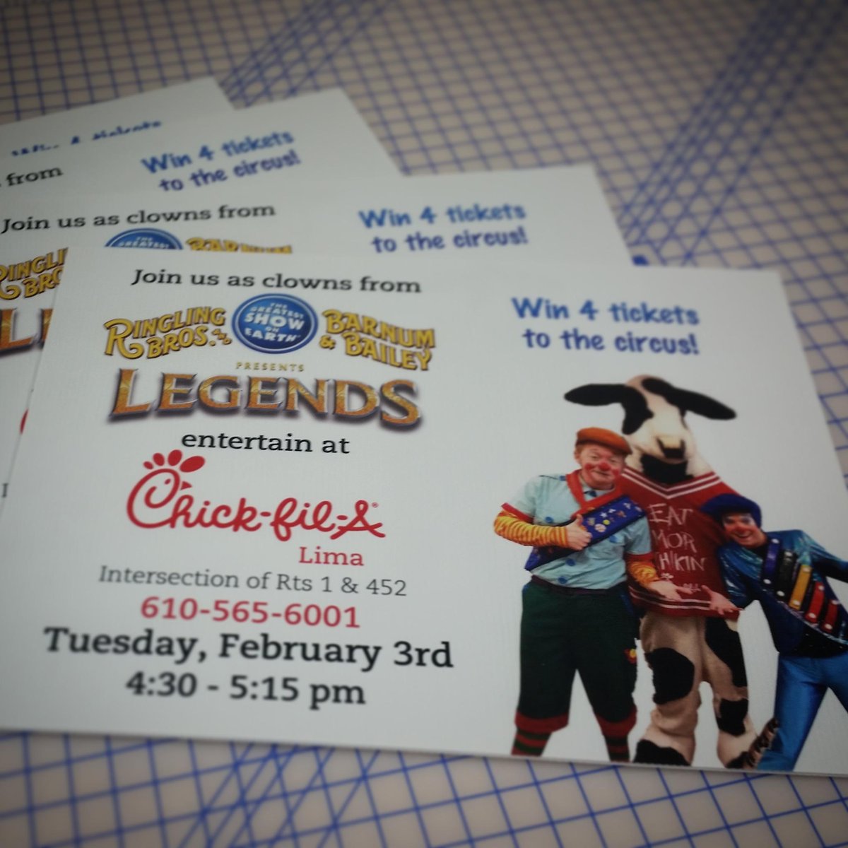 RedFoxGraphics's tweet photo. #RinglingBros and Barnum &amp; Bailey clowns are entertaining at Chick-fil-A Lima tomorrow night! #eventsigns #signshop http://t.co/44bmFUGqKg