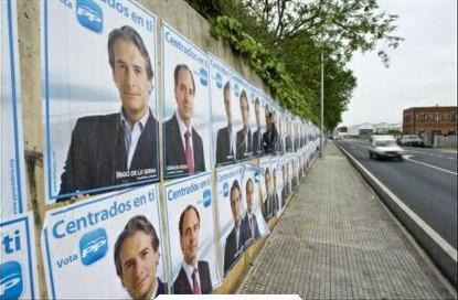 El_Luisma1's tweet photo. ANTIGUAMENTE LOS CARTELES EN LAS CALLES CON ROSTROS DE DELINCUENTES OFRECIAN RECOMPENSA, AHORA PIDEN VOTOS: http://t.co/TiYP9gs0EO