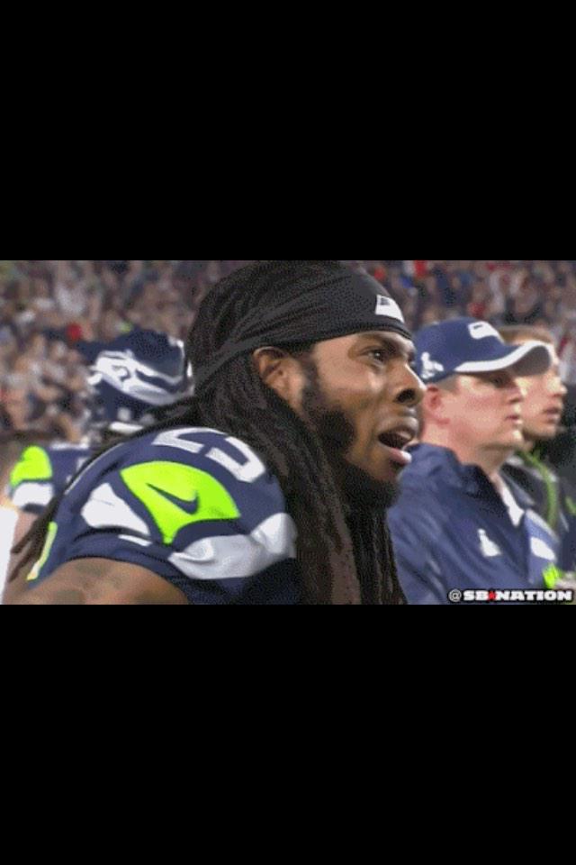 Rex_InEffect1's tweet image. When you're watching Netflix and the Internet cuts off...