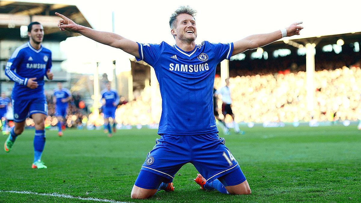 ESPNFC's tweet photo. DONE DEAL: Wolfsburg confirm agreement reached for transfer of Andre Schurrle from Chelsea >> http://t.co/Th0KVJ0Y8l http://t.co/BF0qQ5UyxJ