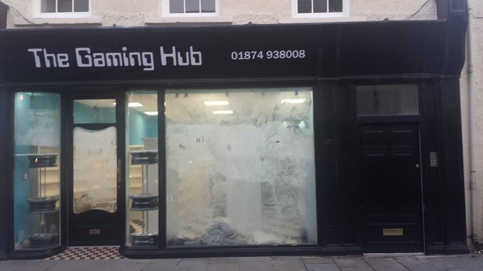 thegaminghub4's tweet image. Shop sign is up. 😃 #thegaminghub #4daystogo #getfollowing