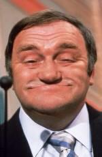 Happy Birthday to the late great Les Dawson. They really don\t make\em like this anymore. True comedy. 
