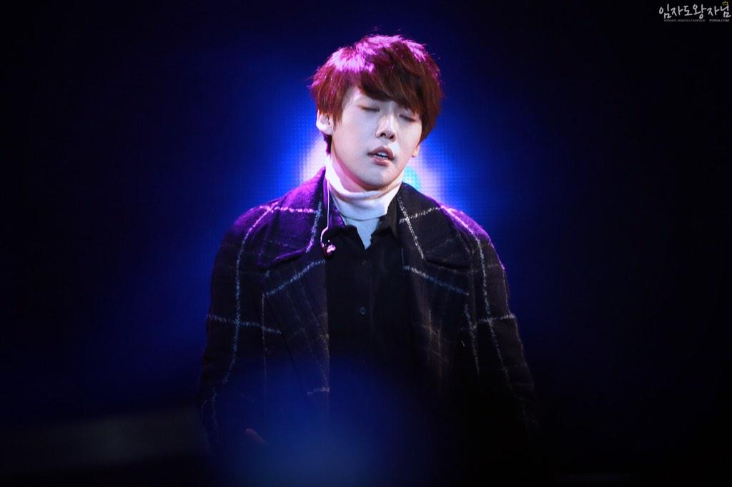 910926_com's tweet photo. DATA UP！141219 Epik High Concert 8P→http://t.co/gt5w23EPNu http://t.co/1jpeqKYKpU