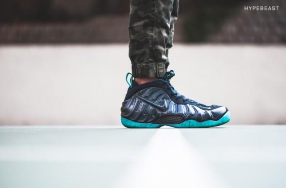 dark obsidian foamposite