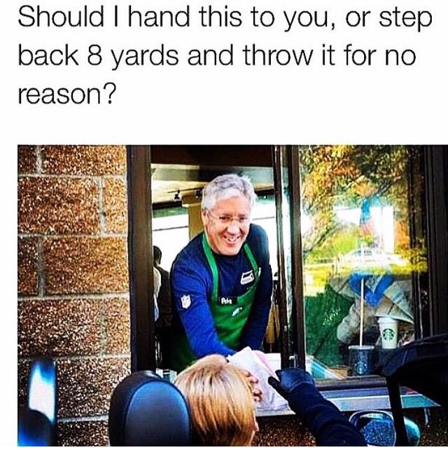 Internet alkaa löytää asioiden lujan ytimen. #SuperBowI #NFLfi