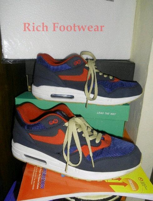 RICH_FOOTWEAR's tweet photo. #sneakermask #sneakerhead #SNEAKERSDEPT #ISTkicks #iKaskusAsk #kicksolution http://t.co/fmaIFz5gmf