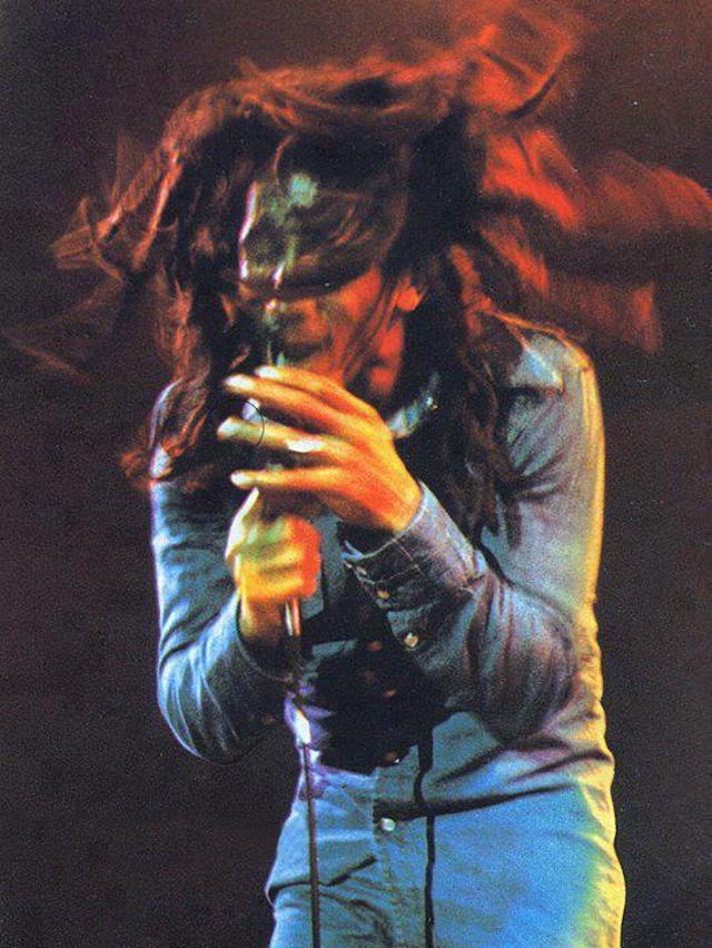 bobmarley's tweet photo. "Ya rock so ya rock so, like you never did before!" #LivelyUpYourself #Marley70 http://t.co/ijStvP4kgU