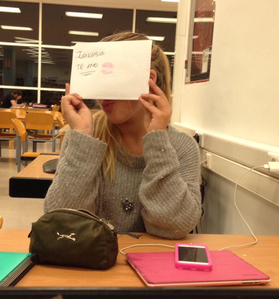 JuanC_esteve's tweet photo. Tan profundamente pava y adorable @_merypepis http://t.co/PmHRkE74gO