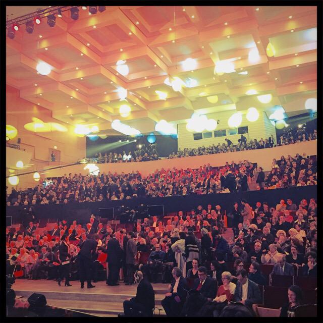 VictClassique's tweet photo. #Victoires2015 Prêts. Et impatients ! @France3tv @francemusique http://t.co/2i3De9hQ2x