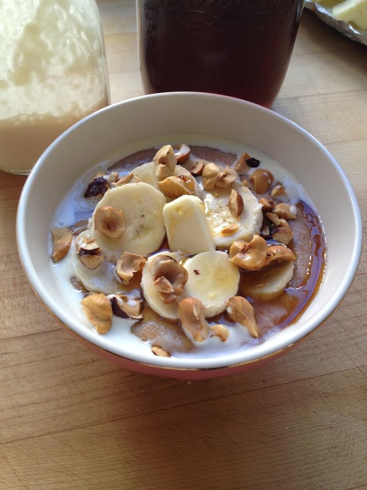 We've been selling Farina in the shop! Here's my breakfast version with hazelnuts, banana and maple syrup.