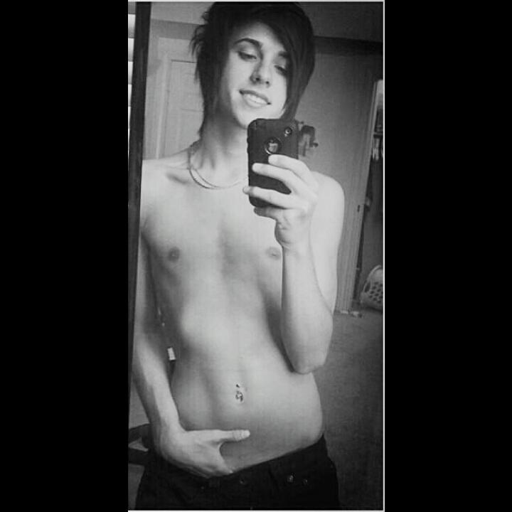 kason_17's tweet photo. Have your way with me ~Braylen http://t.co/151BEkRRiX