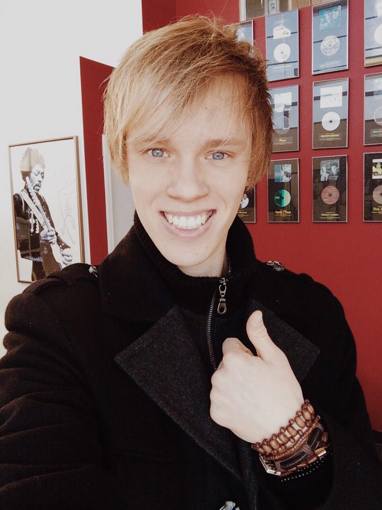 iKyleFox tweet picture