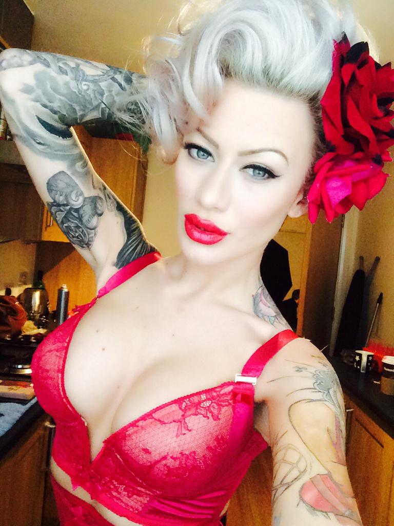 Awesome shoot today. Can't wait to get home now! http://t.co/gYWCuNZww7