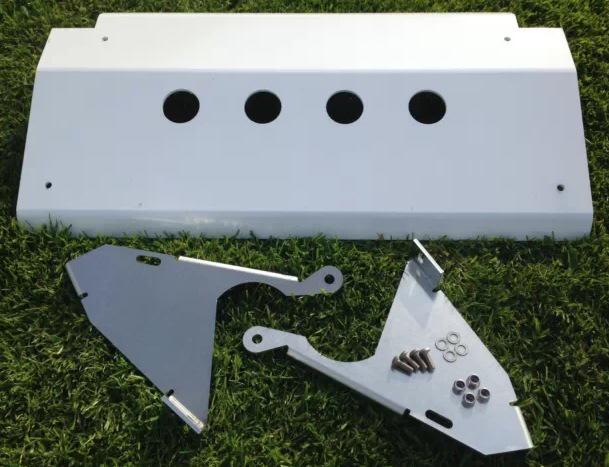 OnzloCP's tweet photo. Defender Steering Guards available in both BLACK &amp; WHITE... Visit http://t.co/ifewoASYeV #Defender #Landrover http://t.co/JGyQgBNBfe