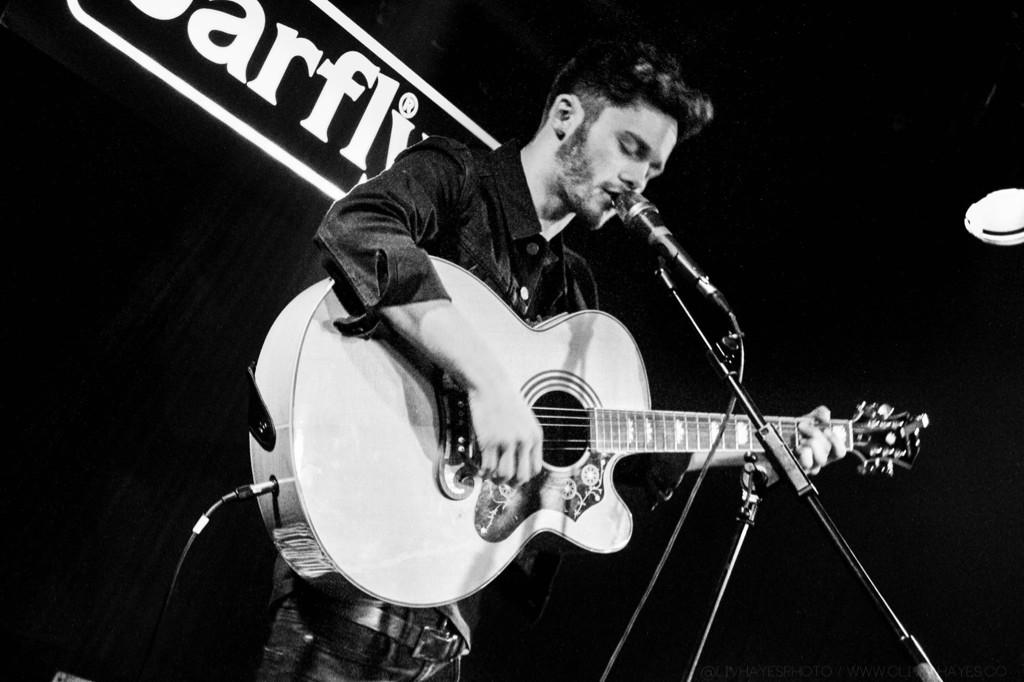 lilollieg's tweet image. You can see the inner elvis in me haha