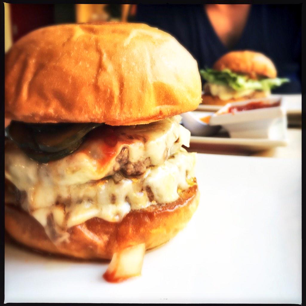 umamiburger's tweet photo. Yeah about to throw down on this #MondayMotivation #umamitbb http://t.co/bbuG95c9fq