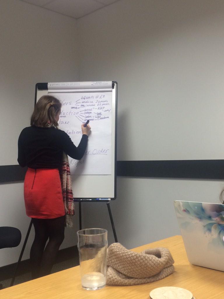 PamplemousseGsy's tweet photo. Productive meeting tonight.. Pamplemousse is not deterred by the massive amounts of snow ❄️  #youngenterprise http://t.co/tEqk0TTUtL