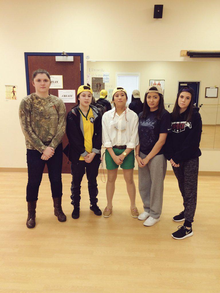HannahCM27's tweet photo. Are we boys yet? #squad4lyf 👦😂 #EWASpiritWeek http://t.co/dgVXQNdLsA