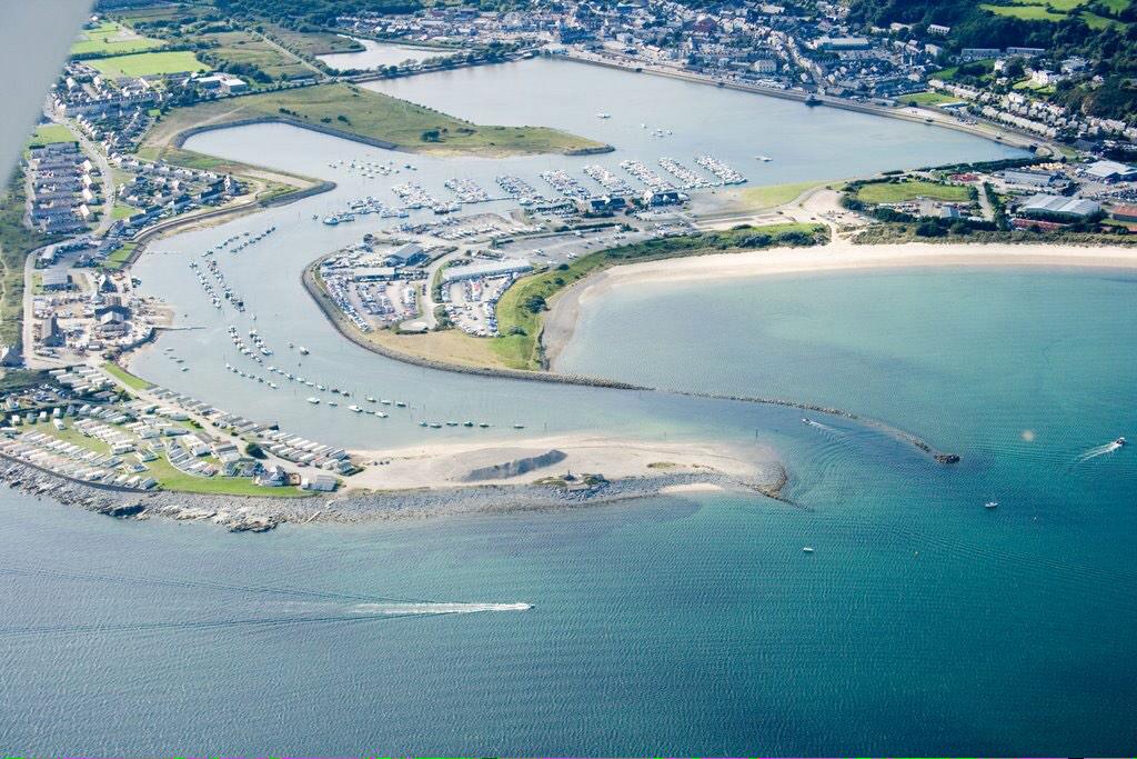 CelfPlasHeliArt's tweet photo. What a beautiful location for @plasheli http://t.co/Q6T3bTciH3