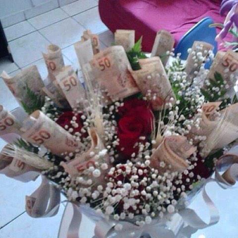 <a href="/deyseesther/">Deyse Esther 💜</a> <a href="/Waldrianogomes/">Waldriano</a> sugestão de aniversário ! Kkkk