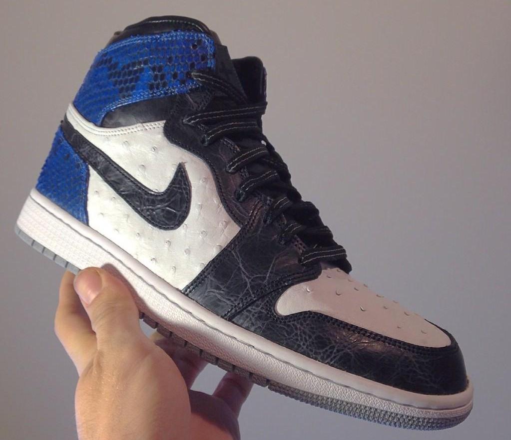 Custom Retros tweet media
