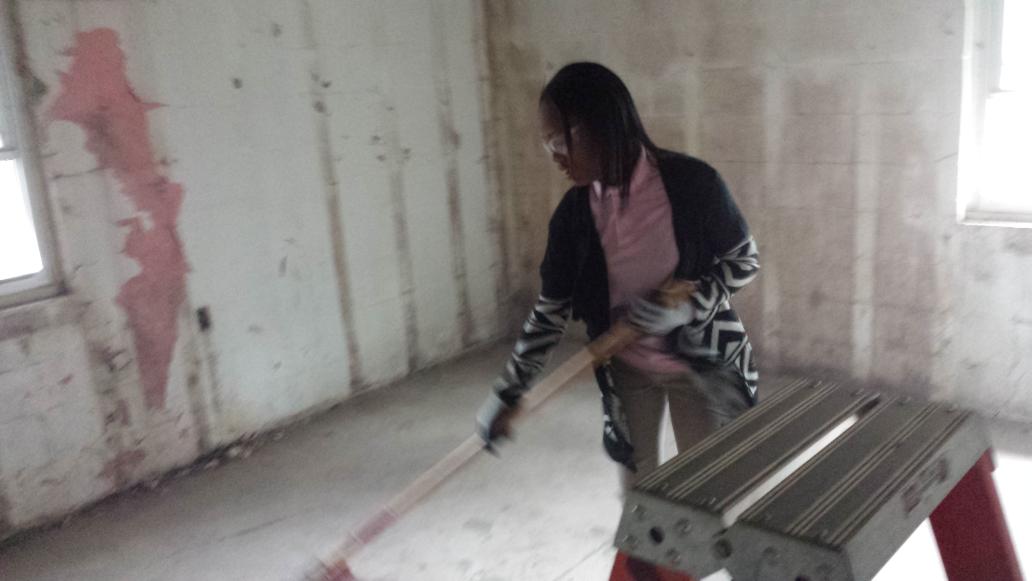 PatrickHenryHS's tweet photo. PH Community Svc. Learning students gave back at Henry County Fuller Center for Housing project today :) #hcs2015 http://t.co/ooeIOj6hMV