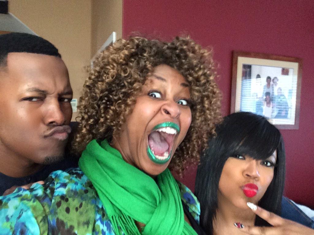 Embedded image permalink