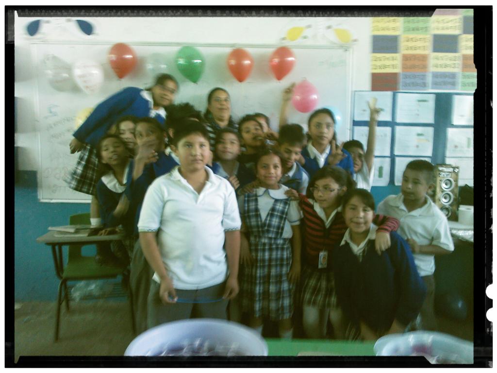 AliasLafea's tweet photo. Toda mi banda jee muy guapos todos como siempre http://t.co/AJyXafvu7f